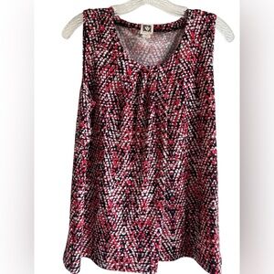 Anne Klein red white black Patterned sleeveless Blouse great under blazer